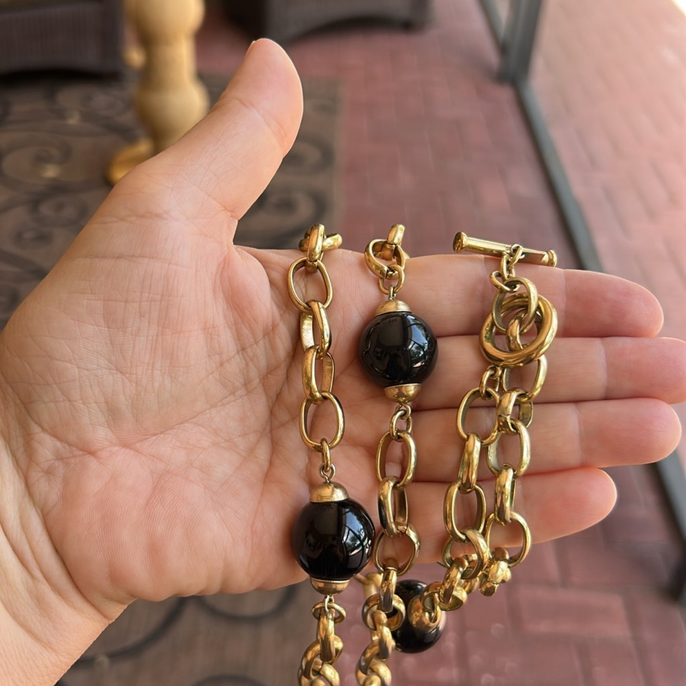 Banana Republic black and gold necklace